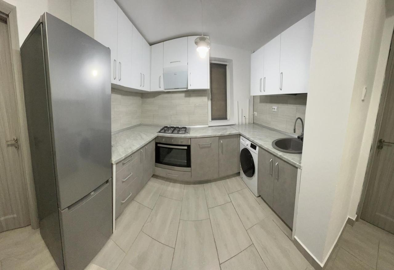 Home Sweet Home Apartment With 3 Rooms Бузэу Экстерьер фото
