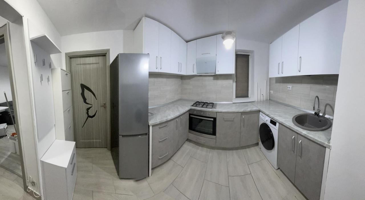 Home Sweet Home Apartment With 3 Rooms Бузэу Экстерьер фото